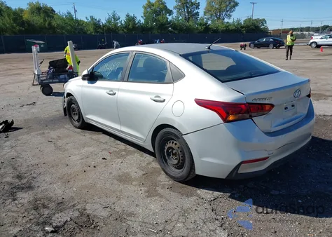 2019 Hyundai Accent Se z USA, uszkodzony, nr VIN 3KPC24A3XKE073264